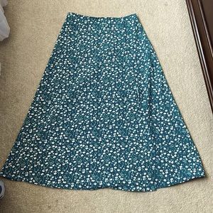 Midi floral skirt with side slit